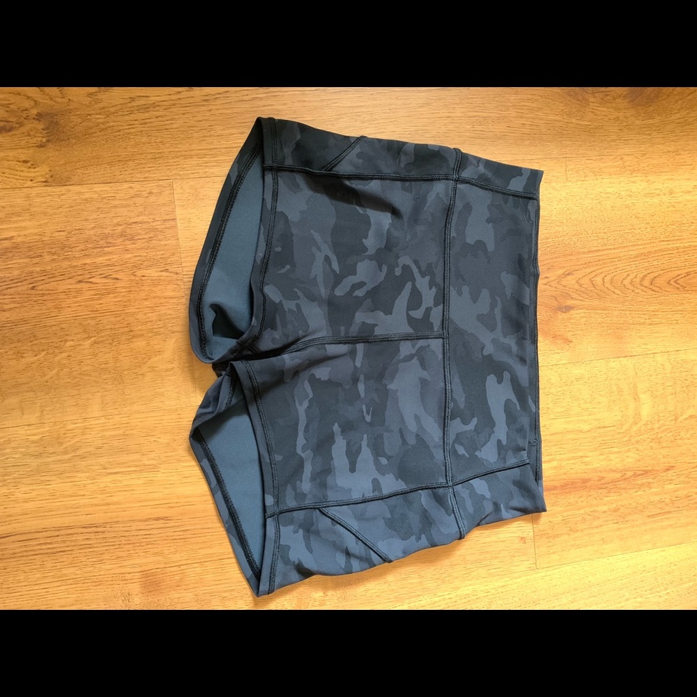 🛑🛑🛑SOLD🛑🛑🛑Lululemon In Movement Short *Everl - Picture 5 of 5